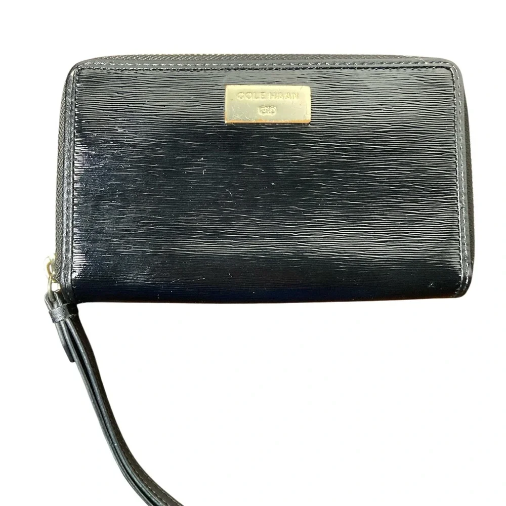 Cole Haan Black Womens Wallet wristlet
